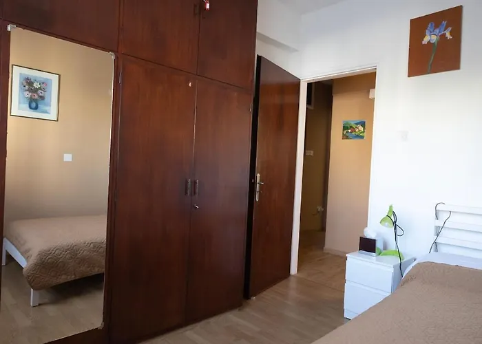 Spacious In Centre Апартаменты