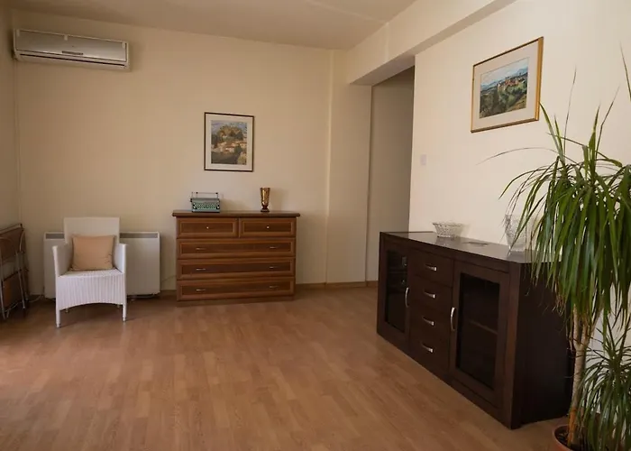 Spacious In Centre Nikosia