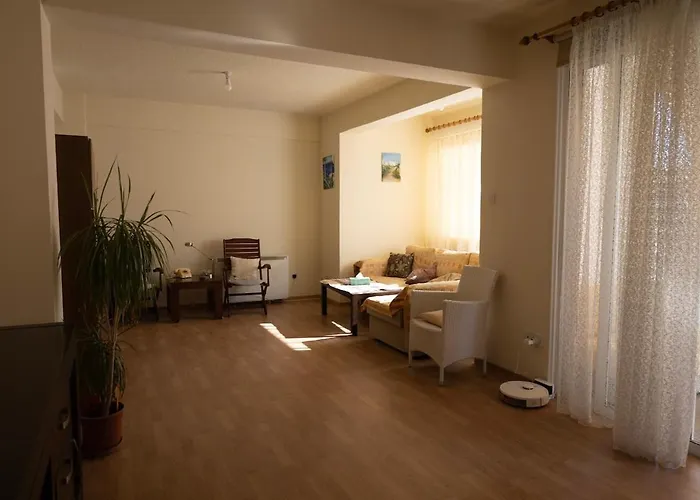 Spacious In Centre Апартаменты *