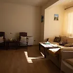 Spacious In Centre Lejlighed *