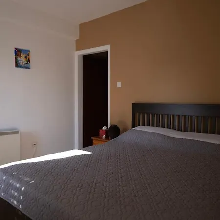 Appartamento Spacious In Centre Nicosia