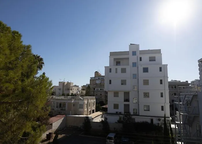 Spacious In Centre *